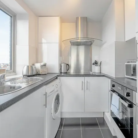 Stunning Flat In Chelsea, Kings Road With Balcony Apartment London Exterior photo