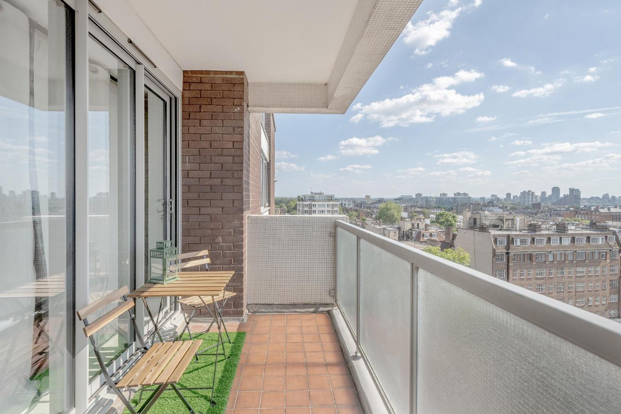 Appartement Stunning Flat In Chelsea, Kings Road With Balcony *